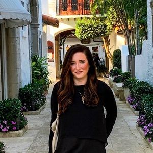 Meet your Posher, Alexandra